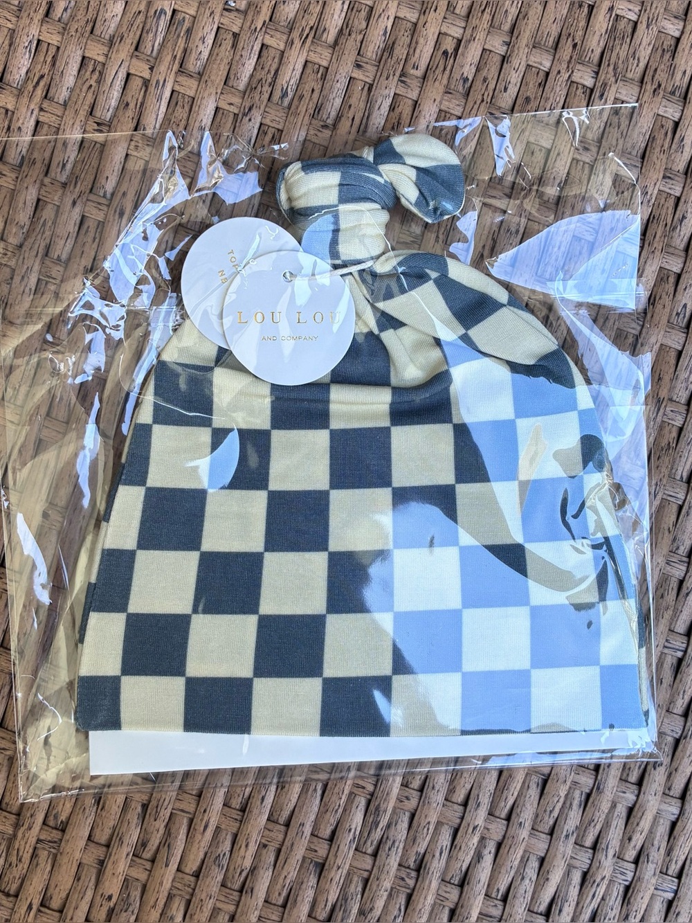 New Lou Lou and Company NB-3 months Miles Top Knot Beanie Hat Checkered Blue